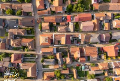 Casă cu 4 camere cu Teren 163 Mp în Central - 3