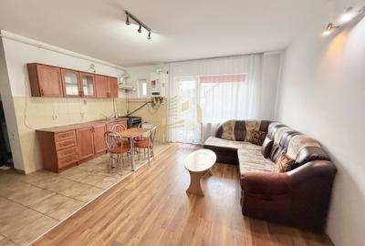 Apartament cu 3 camere semidecomandat în Florești