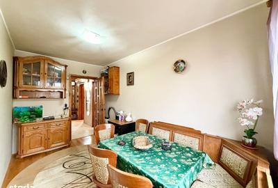 Apartament cu 3 camere decomandat în Central