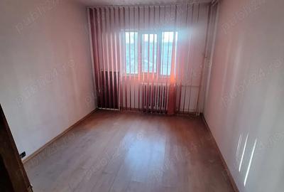 Apartament cu 3 camere decomandat în Inel II - 8