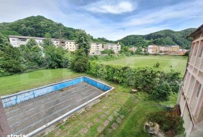 Spațiu comercial, de 1,857 mp, în Central - 11