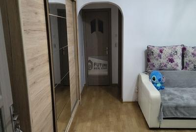 Apartament cu 2 camere semidecomandat în Progresul - 4