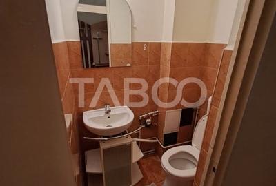Apartament 2 camere cu balcon 2 bai si boxa la subsol de inchiriat - 5