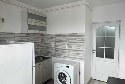 Garsonieră decomandată în Cug