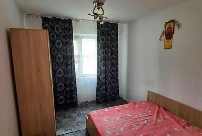 Apartament cu 3 camere semidecomandat în Vest - 4