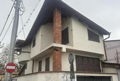 Vanzare SPATIU COMERCIAL -Vila D P M Metrou Jiului -Bucurestii Noi - 2