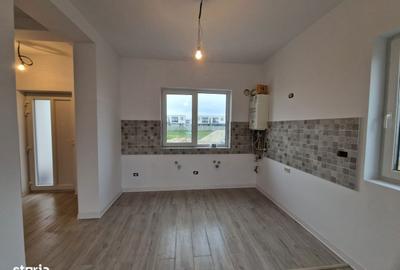 Casă cu 4 camere cu Teren 250 Mp în Bucovăț - 3