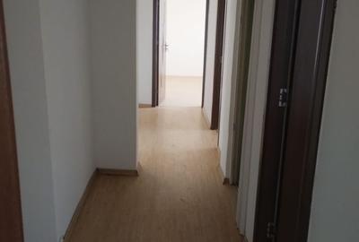 Apartament cu 3 camere decomandat în Central - 2
