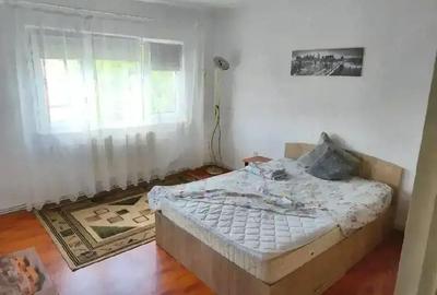 Garsonieră decomandată în Central - 1