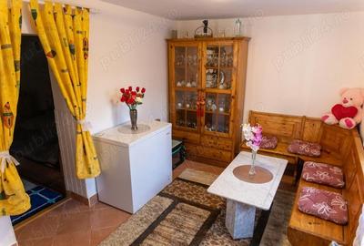 Casă cu 4 camere cu Teren 2074 Mp în Bozed - 1