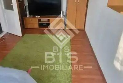 Garsonieră decomandată în Decebal - 7