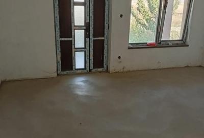 Casă cu 5 camere în Șendreni - 8