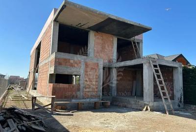 Casă cu 6 camere cu Teren 1600 Mp în Târgșoru Vechi - 15