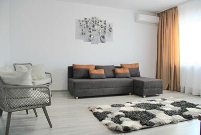 Apartament cu 2 camere semidecomandat în Bucur Obor