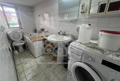 Casa de vanzare in Sibiu -  4 camere, curte, acces auto - 11