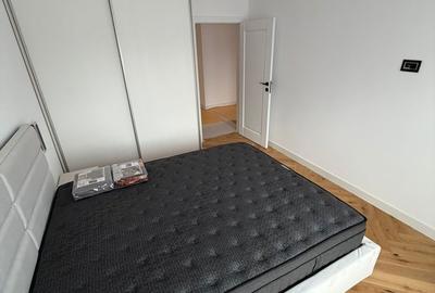 Apartament cu 3 camere decomandat în Oituz - 16