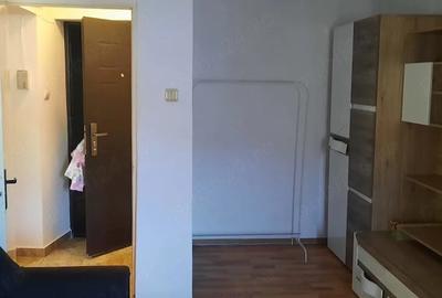 Garsonieră decomandată în Govândari - 1