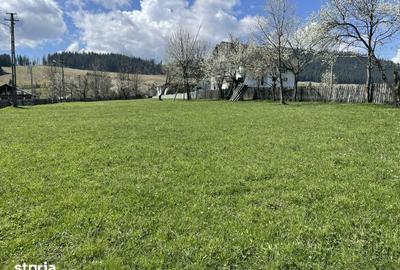 Teren de 1143 mp, în Central - 2
