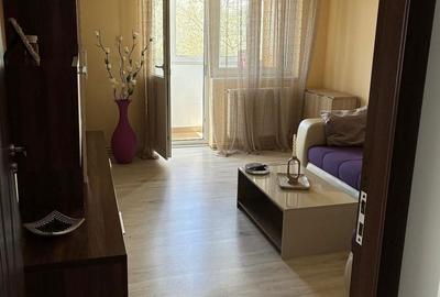 Apartament cu 2 camere decomandat în Est - 1