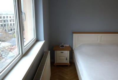 Apartament cu 3 camere semidecomandat, mobilat în Universitate - 2