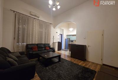 Apartament cu 2 camere semidecomandat, et 1, zona CENTRALA - 1