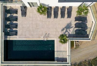 Studio de lux, mobiliat, se poate prelua cu chiriasi Studio de lux, mobiliat, se poate prelua cu chiriasi - 1