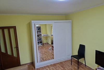 2 camere Tudor , Decomandat / Centrală , finisaje medii ! - 4