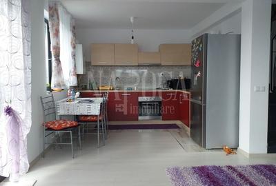 Duplex cu 5 camere cu Canalizare în Jucu de Mijloc - 6