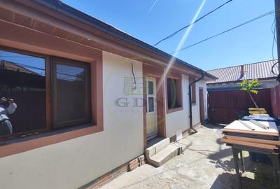 Casă individuală cu 3 camere cu Canalizare în Brestei - 1