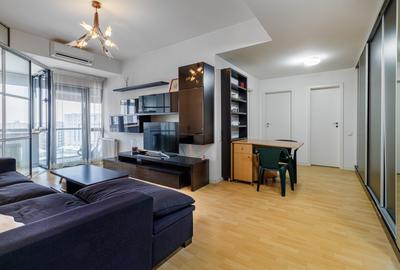 Apartament cu 3 camere semidecomandat, mobilat în Calea Călărașilor