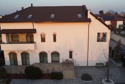 Casă individuală cu 7 camere cu Canalizare în Clinceni - 14