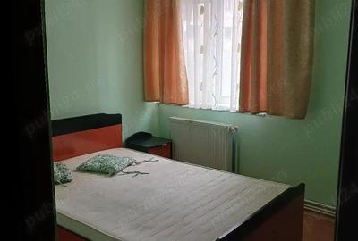 Apartament cu 3 camere decomandat în Grădinile - 3