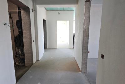 3 camere lux | 121 mp utili | parcare subterana | zona Regie | Comision 0 3 camere lux | 121 mp utili | parcare subterana | zona Regie | Comision 0 - 5