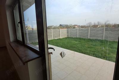 Casă cu 4 camere cu Teren 400 Mp în Parța - 4