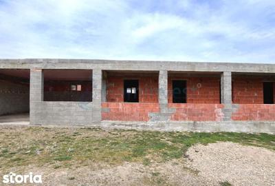 Casă cu 3 camere cu Teren 1266 Mp în Brusturi - 4