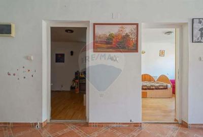 PODUL LUI GRID 13 | CASA 4 CAMERE CU DOUA BAI SI PRIVELISTE | SCHEI - 4