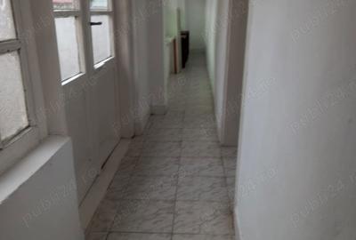 Casă cu 2 camere în Lipova