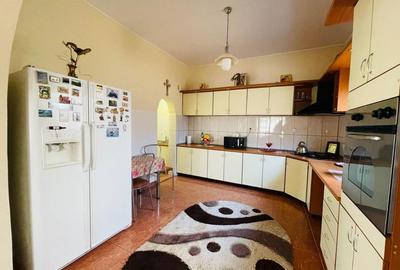 Casă cu 4 camere în Agigea - 4