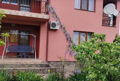 Casă cu Teren 50000 Mp în Central - 2