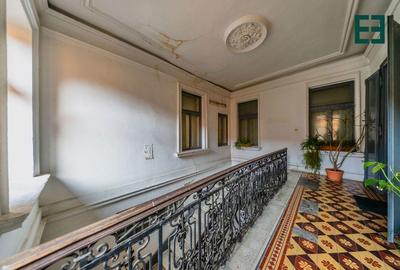 Apartament cu 6 camere în Central - 1