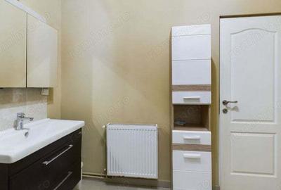 Apartament cu 3 camere decomandat în Medicină - 2