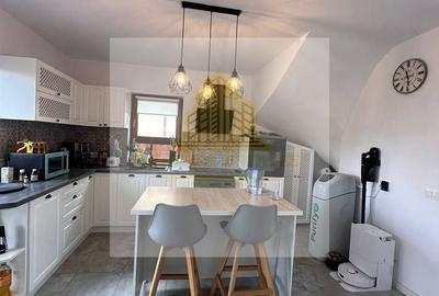 Casă individuală cu 4 camere cu Canalizare în Cristian - 8