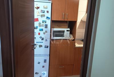 Apartament cu 2 camere semidecomandat, mobilat în Berceni - 15