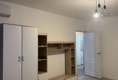 Apartament cu 2 camere decomandat, mobilat în Eroii Revoluției