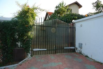 Vila piscina superba gradina matura cu iesire directa la padure - 22