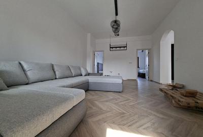 Apartament cu 5 camere semidecomandat, mobilat în P-ța Universității - 5