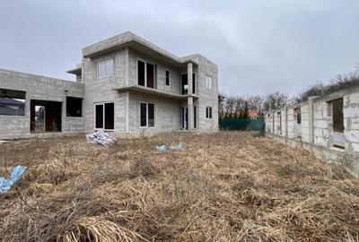 CASĂ INDIVIDUALĂ DE VANZARE - LA ROȘU | 167 MP UTILI | 4 CAMERE - 4