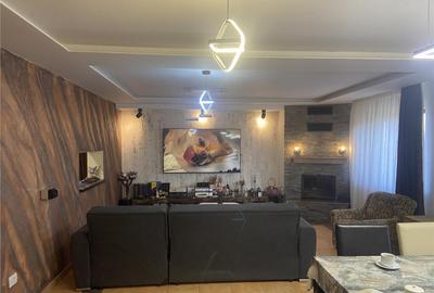 Casă cu 5 camere cu Teren 996 Mp în Câmpineanca - 15