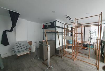 Spațiu comercial, de 93 mp, în Central - 2