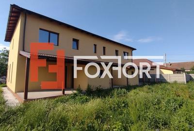 Duplex cu 4 camere în Sânmihaiu Român
